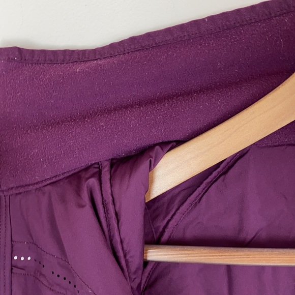 Lulu 🍋 Run for Cold Jacket - Picture 11 of 12